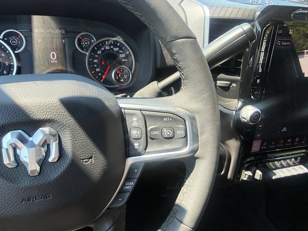 Certified 2025 RAM 2500 Big Horn AWD/4WD image 18