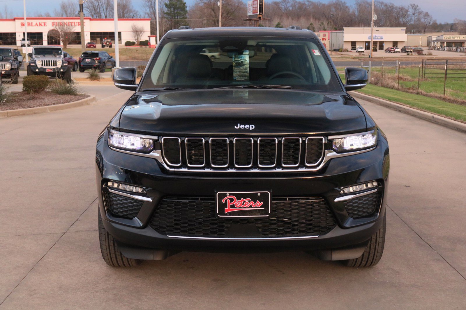 New 2023 Jeep Grand Cherokee 4WD 4xe image 8