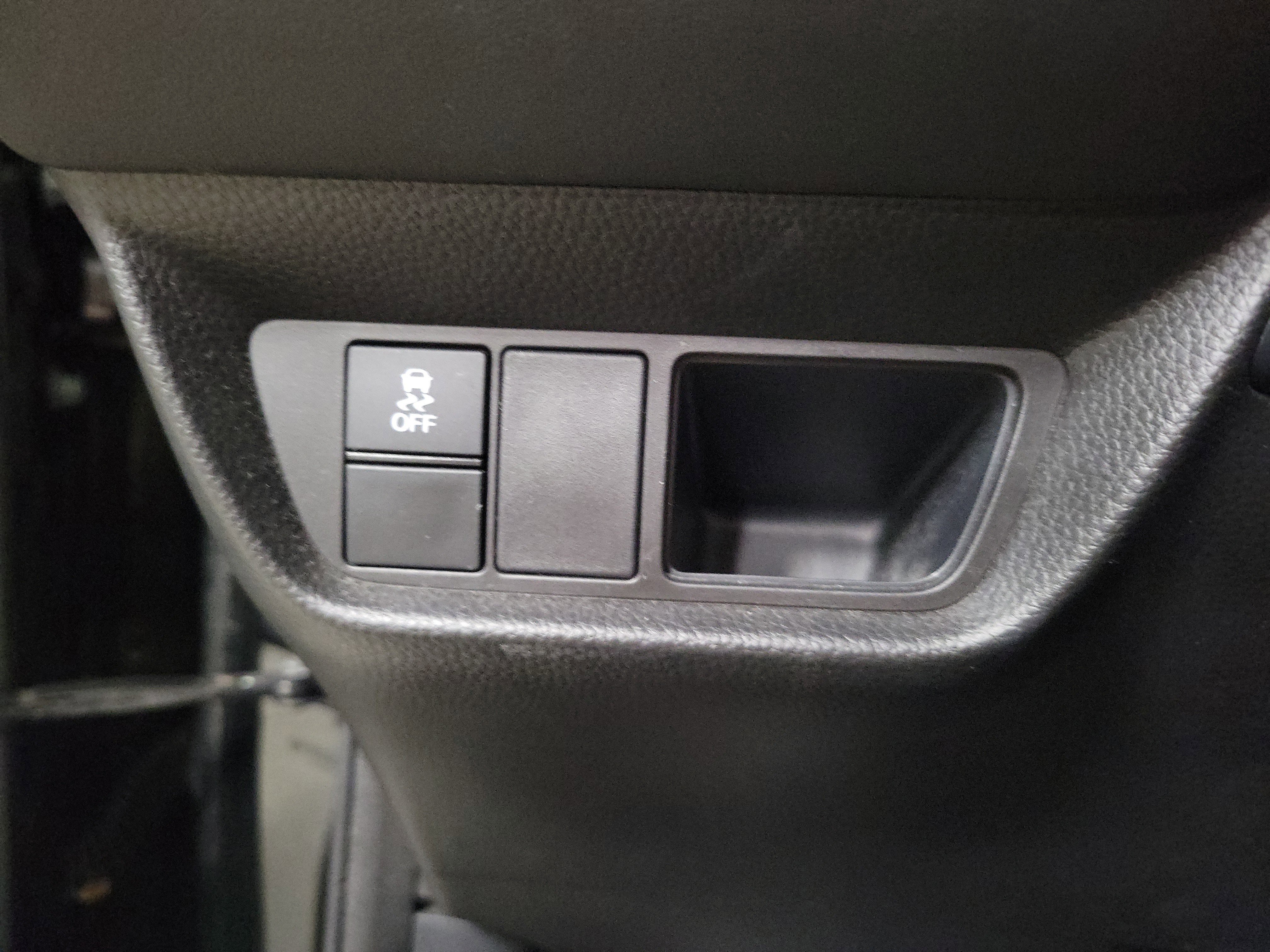 Certified 2023 Honda HR-V LX image 17