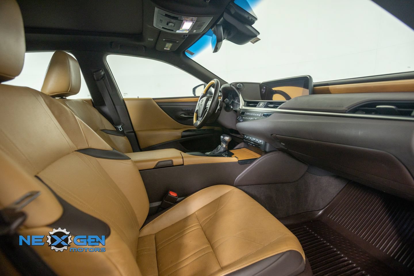 Used 2019 Lexus ES 350 w/ Accessory Package FWD image 40