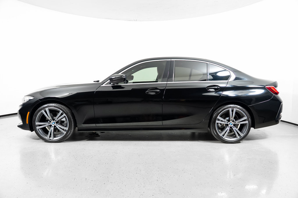 Used 2024 BMW 330i Sedan w/ Convenience Package RWD image 13