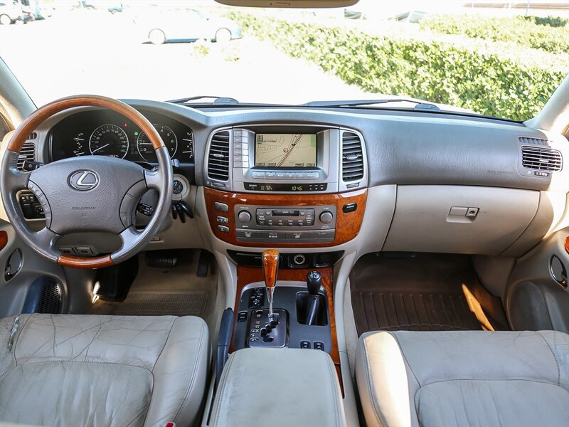 Used 2003 Lexus LX 470 4WD image 17