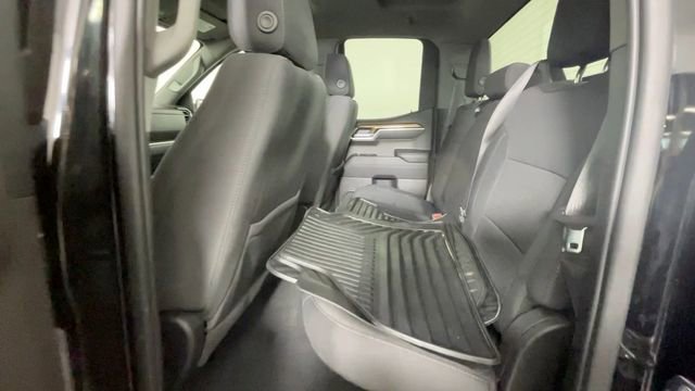Used 2022 Chevrolet Silverado 1500 LT AWD/4WD image 19