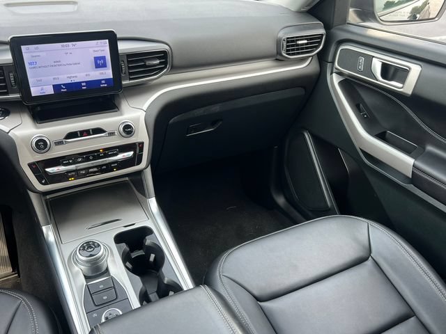 Certified 2024 Ford Explorer XLT w/ Equipment Group 202A AWD/4WD image 32