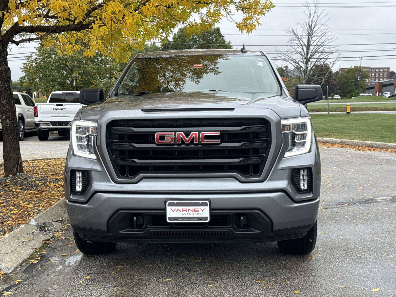 Used 2022 GMC Sierra 1500 Elevation AWD/4WD image 2