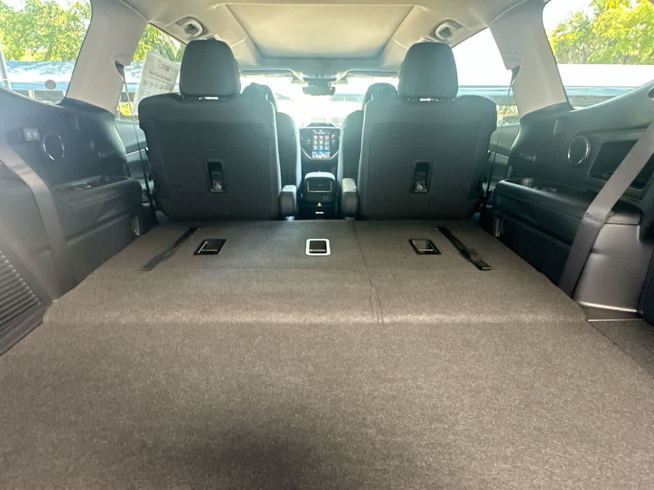 New 2026 Subaru Ascent Limited AWD/4WD image 25
