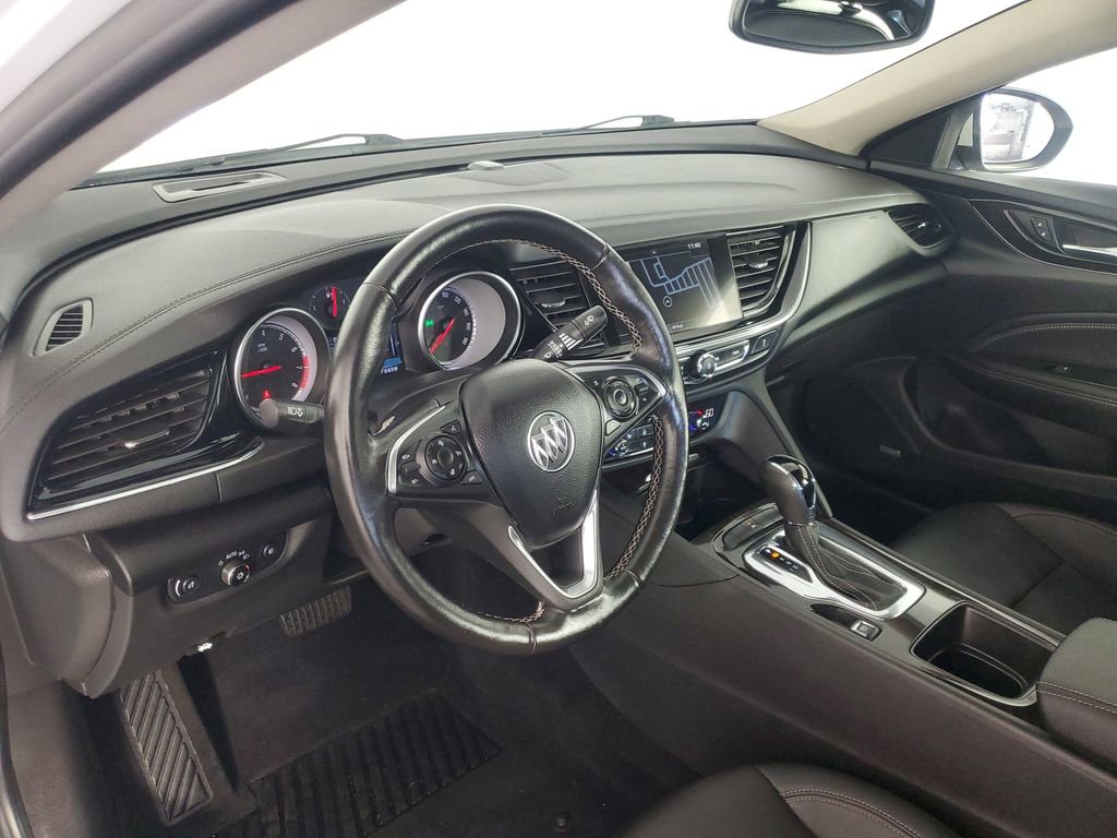 Used 2018 Buick Regal Essence w/ Driver Confidence Package #1 image 11