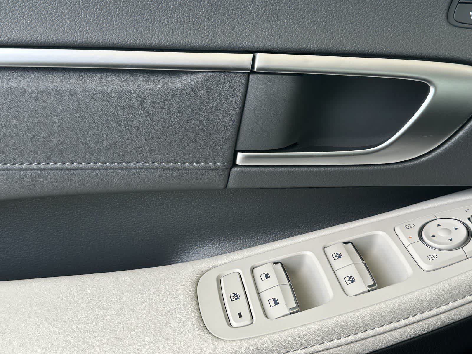 New 2026 Hyundai Sonata Limited FWD image 13