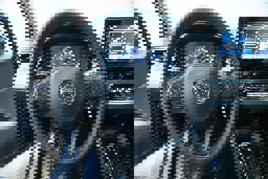 Certified 2020 Toyota Corolla LE image 17