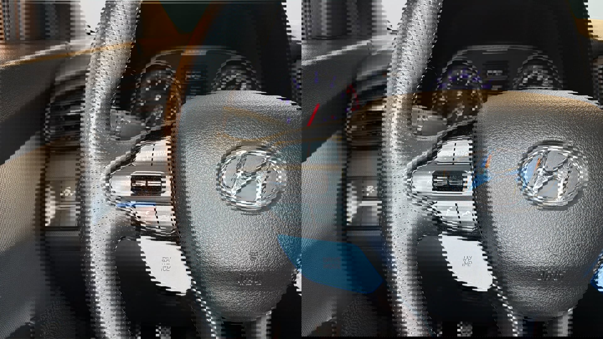 Used 2020 Hyundai Veloster N w/ Performance Package image 27