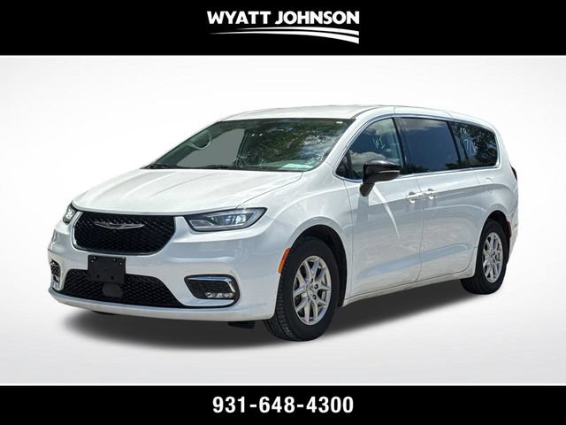 Used 2024 Chrysler Pacifica Touring-L FWD image 1