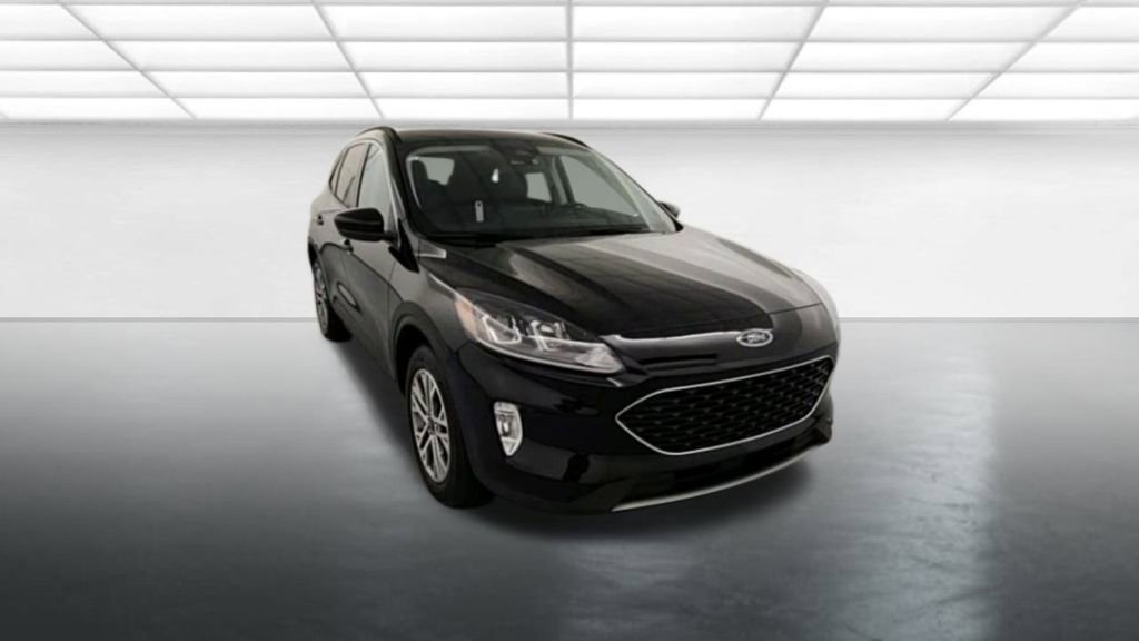 Used 2022 Ford Escape SEL image 2
