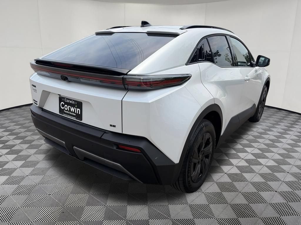 Used 2026 Toyota C-HR AWD/4WD image 9