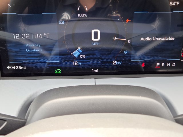 New 2027 Chevrolet Bolt LT w/ Comfort Package FWD image 25