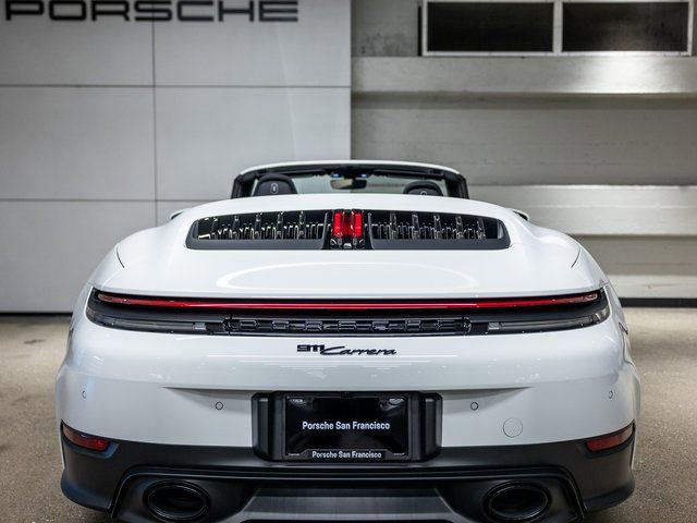 Certified 2025 Porsche 911 Carrera RWD image 16