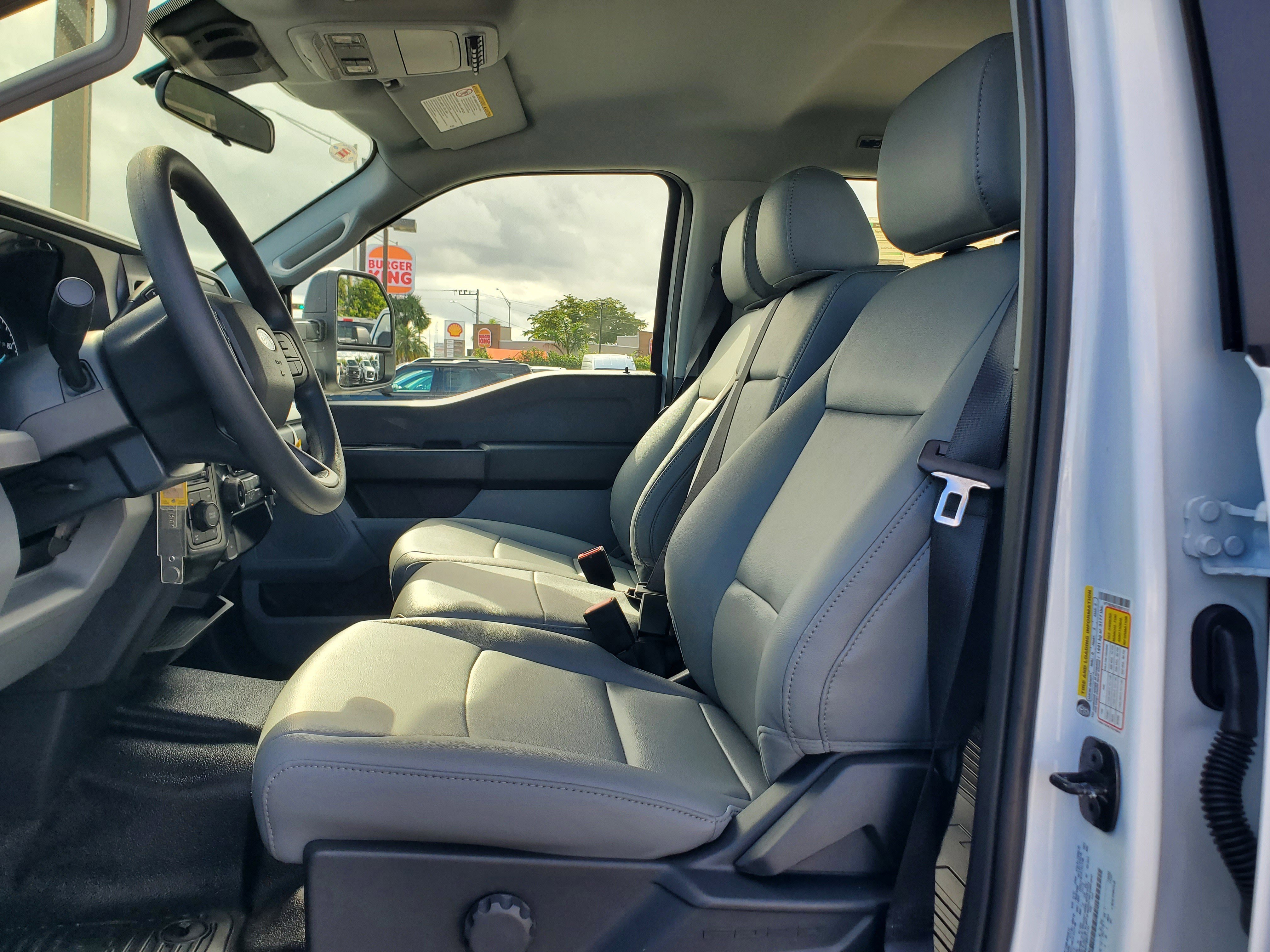 New 2026 Ford F250 XL w/ XL Chrome Package image 11