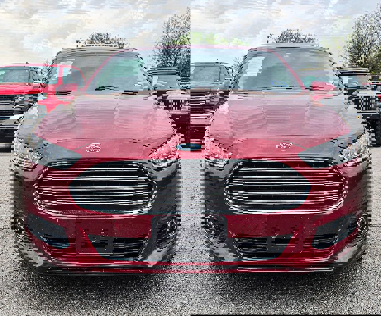 Used 2015 Ford Fusion Energi SE video 2