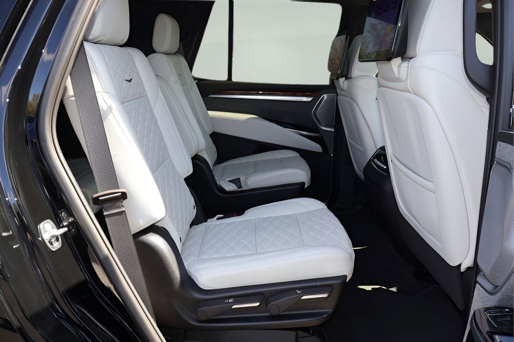 Certified 2025 Cadillac Escalade Sport Platinum image 22