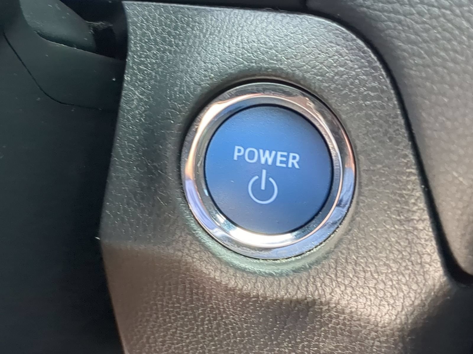 Used 2022 Toyota RAV4 XSE AWD/4WD image 16