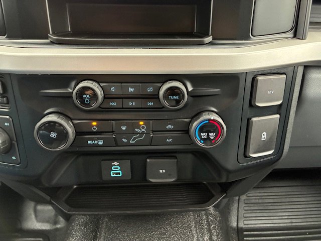 Used 2023 Ford F350 XL w/ Snow Plow Prep Package image 21