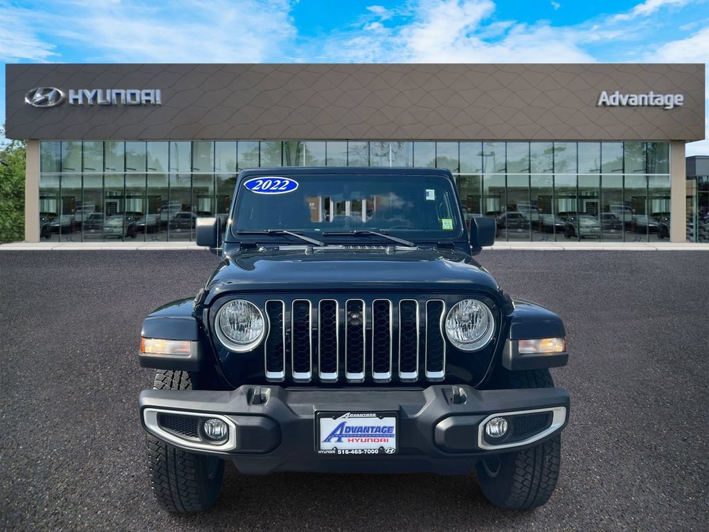 Used 2022 Jeep Gladiator Overland w/ Popular Equipment Package AWD/4WD video 2