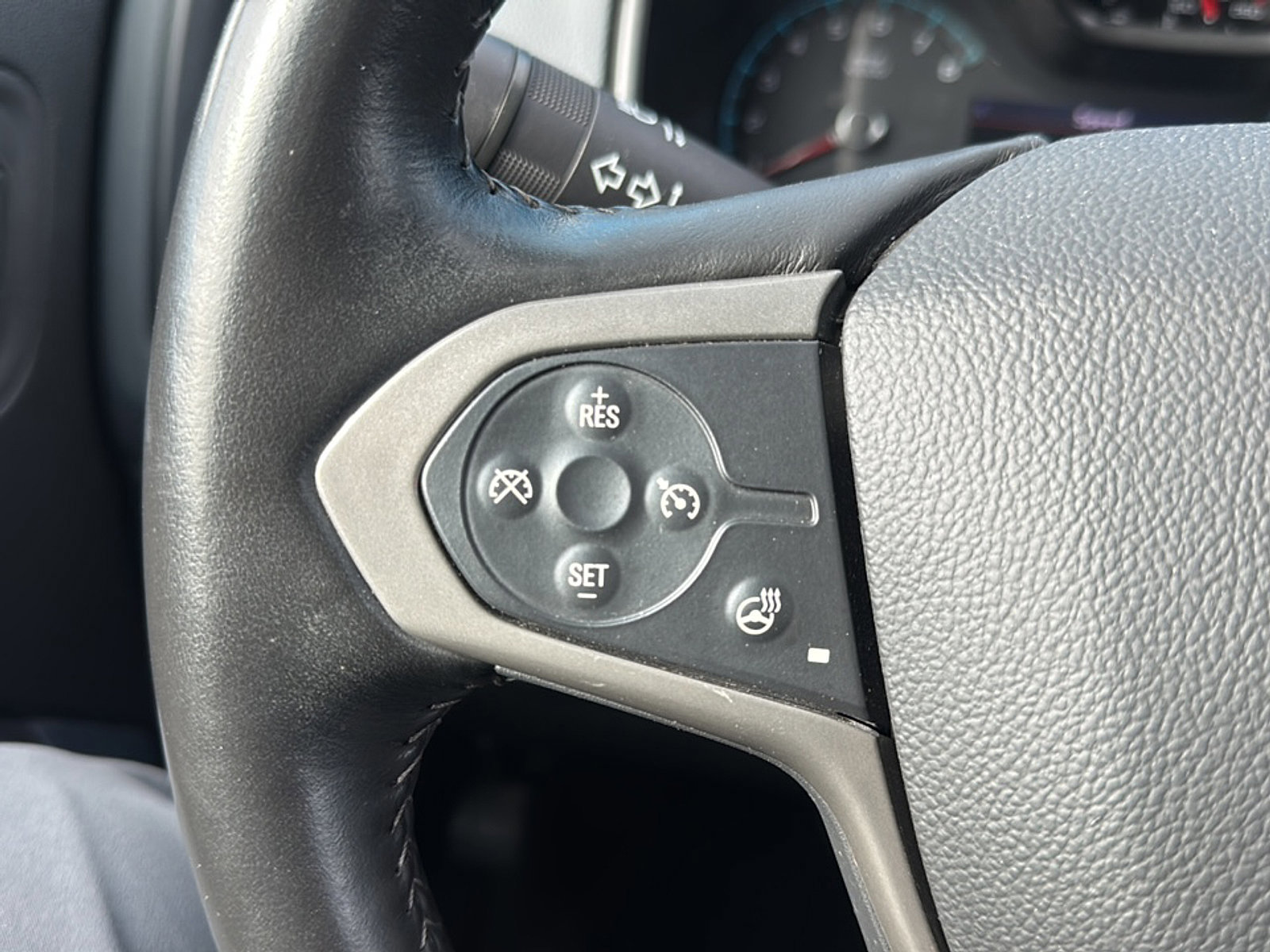 Used 2022 Chevrolet Colorado Z71 image 29