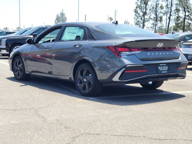 New 2026 Hyundai Elantra Sport FWD image 28