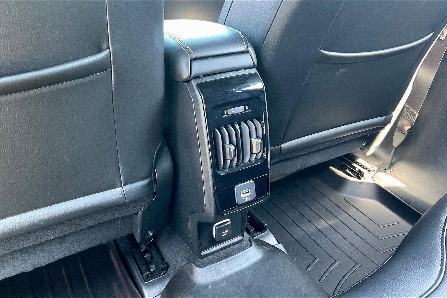 Used 2022 Jeep Compass High Altitude image 23