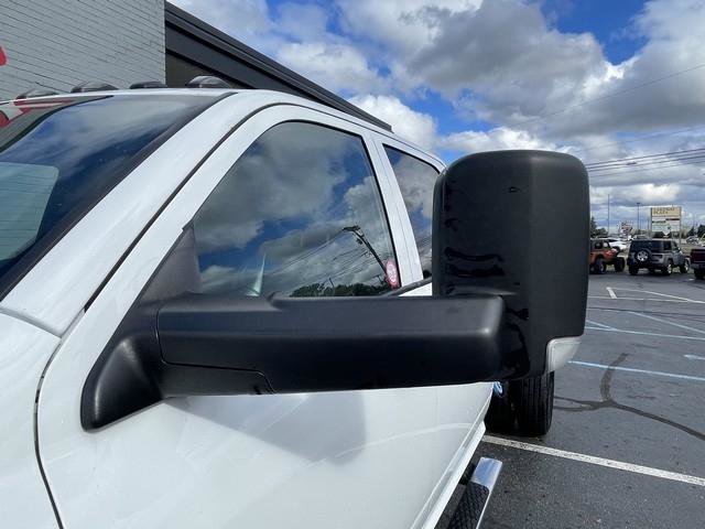 Used 2021 RAM 3500 Tradesman w/ Chrome Appearance Group image 10