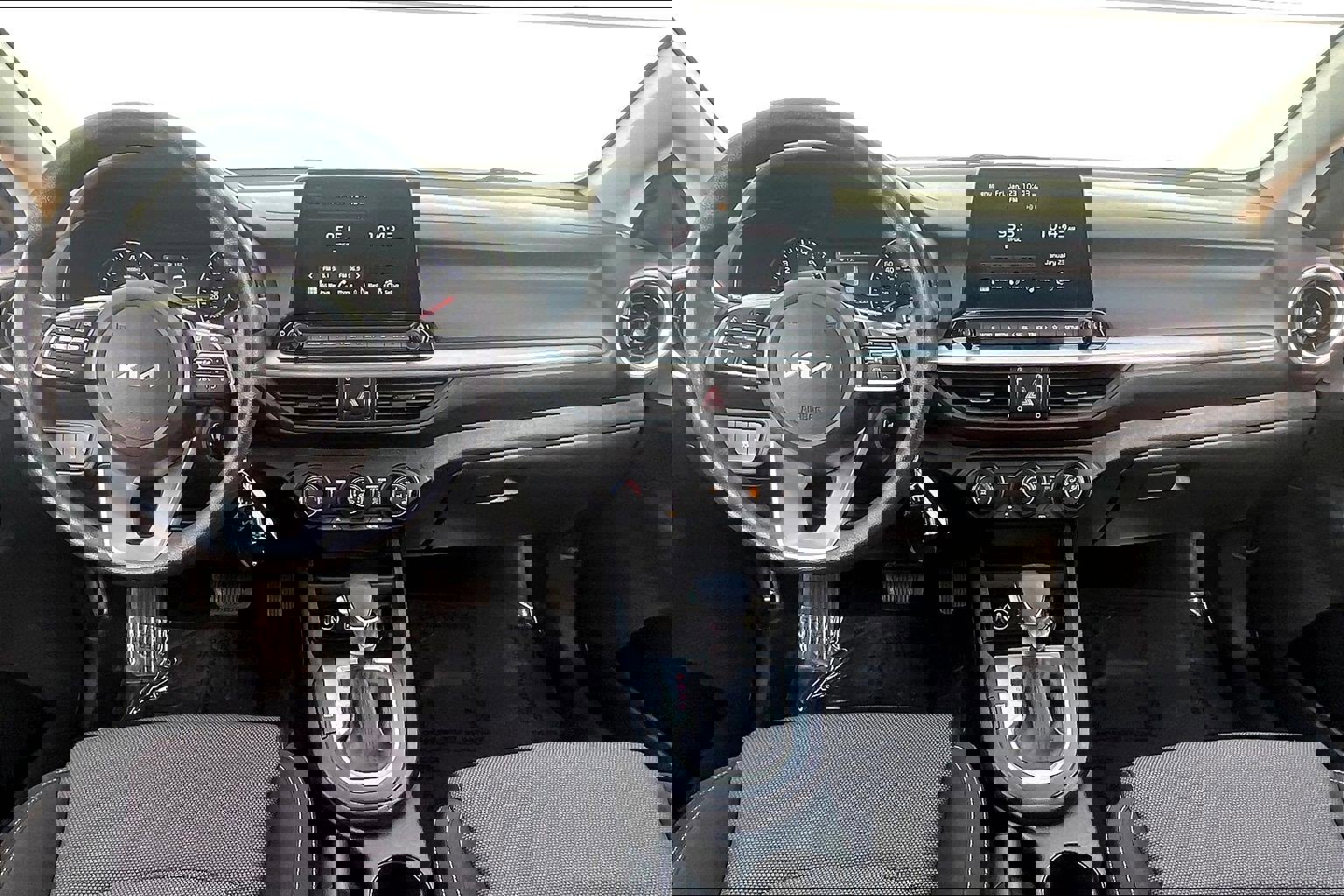 Used 2024 Kia Forte LXS image 19