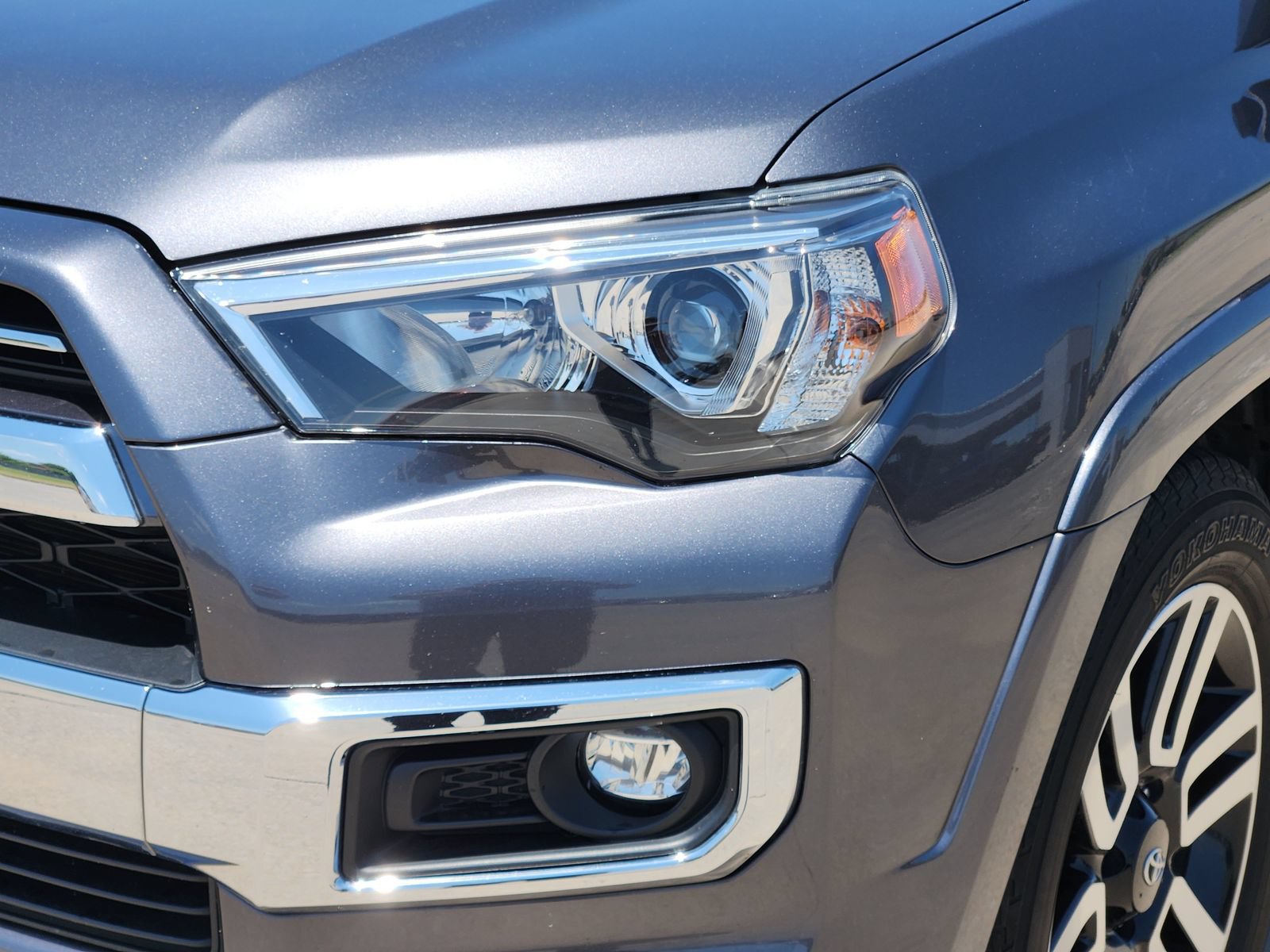 Used 2021 Toyota 4Runner Limited AWD/4WD image 11
