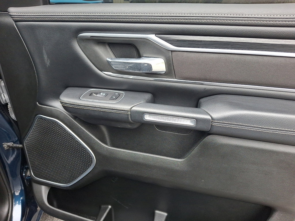 Used 2023 RAM 1500 Laramie image 10
