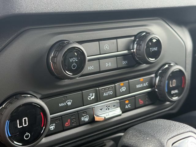 New 2026 Ford Bronco Badlands AWD/4WD image 33