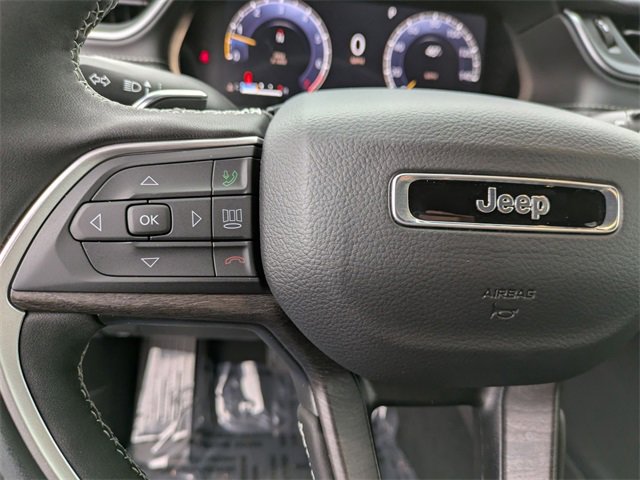 New 2025 Jeep Grand Cherokee Limited w/ Trailer Tow Package image 17