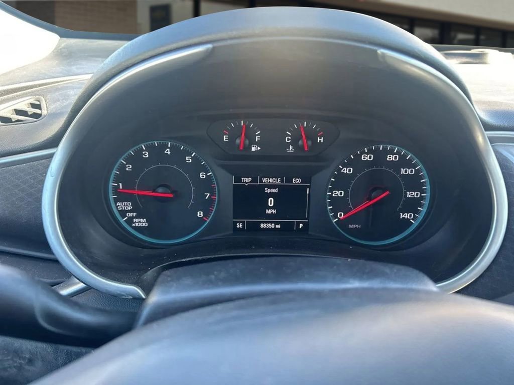 Used 2020 Chevrolet Malibu RS w/ LPO, Convenience Package 1 FWD image 29