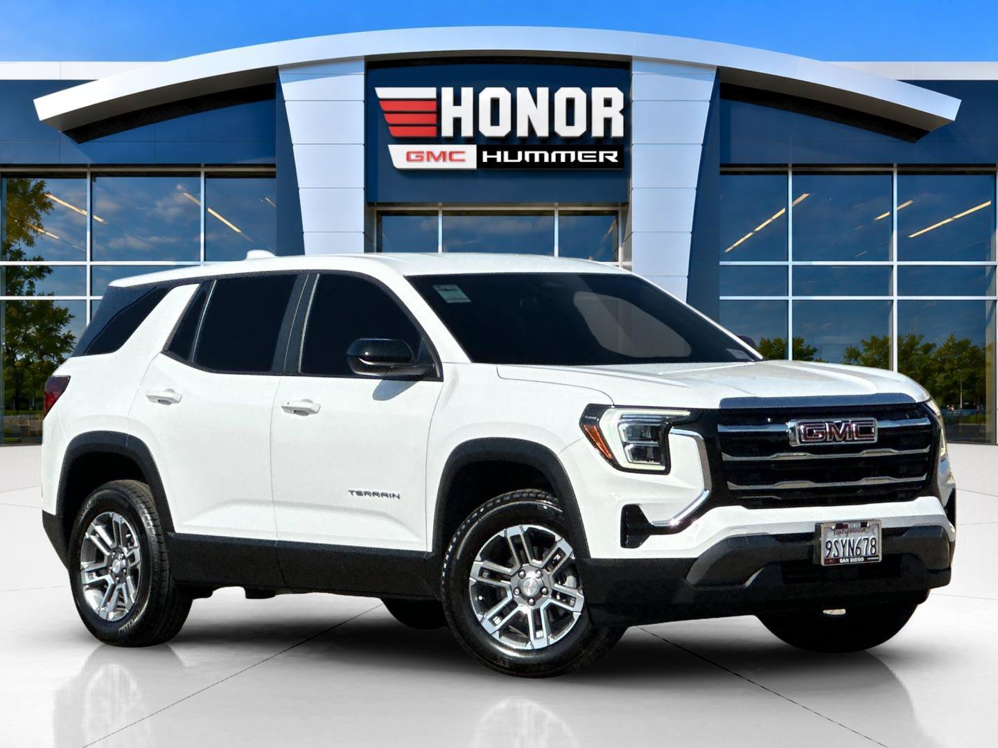 Used 2025 GMC Terrain Elevation AWD/4WD image 2