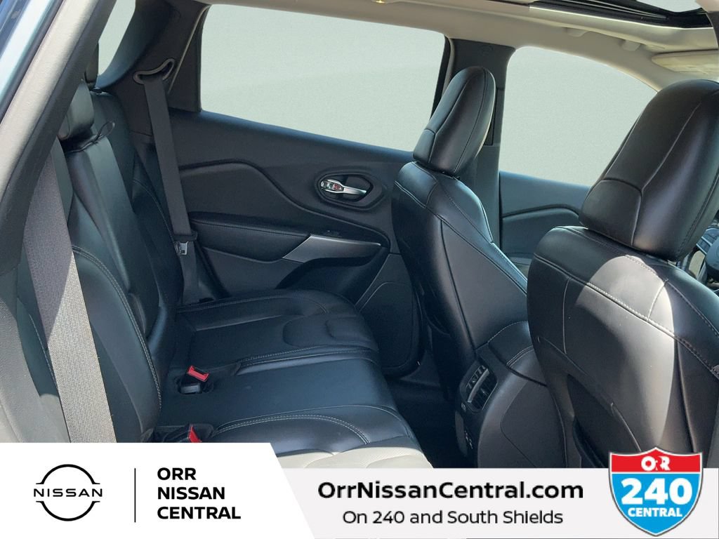 Used 2021 Jeep Cherokee Limited AWD/4WD image 12