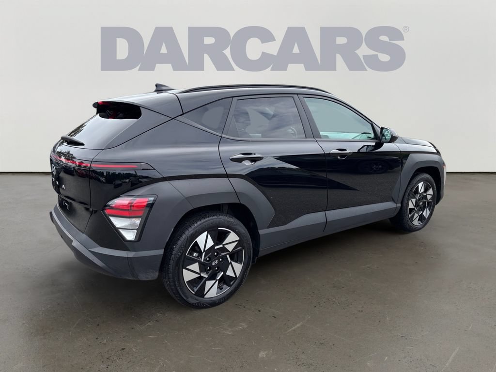 Used 2024 Hyundai Kona SEL FWD image 7