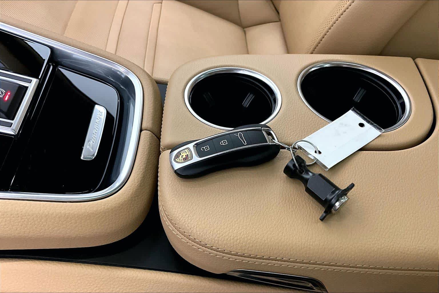 Used 2023 Porsche Panamera Platinum Edition RWD image 14