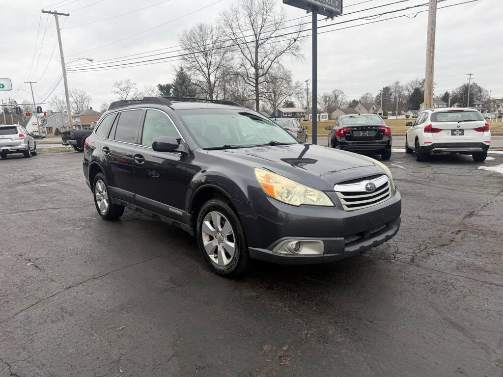 Used 2010 Subaru Outback 2.5i Premium image 4