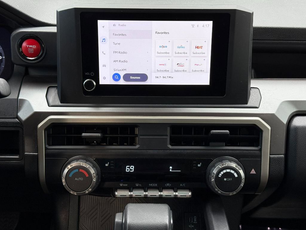 Used 2024 Toyota Tacoma TRD Off-Road image 29