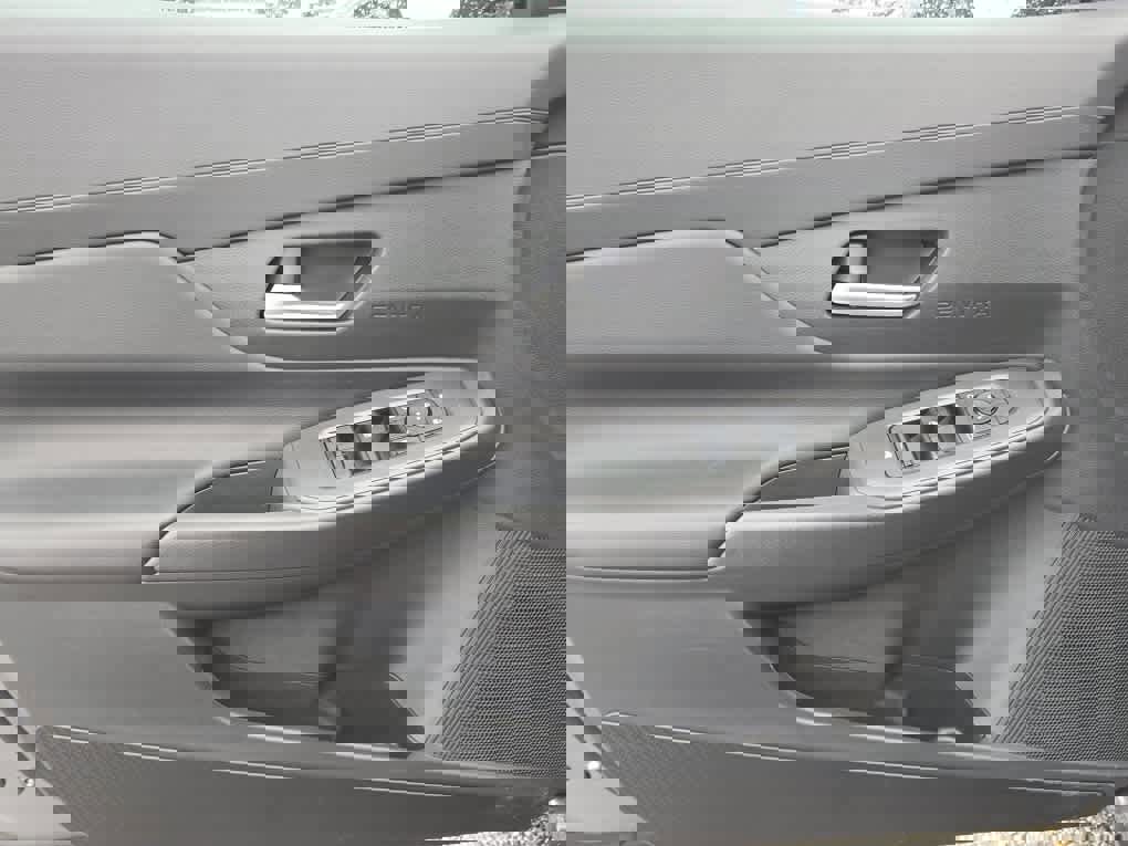 New 2026 Nissan Sentra SV w/ SV Convenience Package image 9