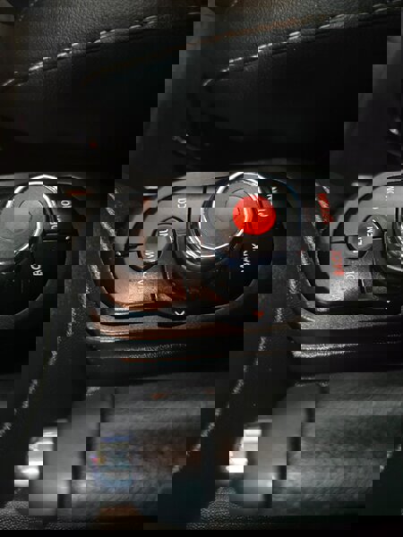 Used 2019 MINI Cooper S w/ Signature Upholstery Package image 22