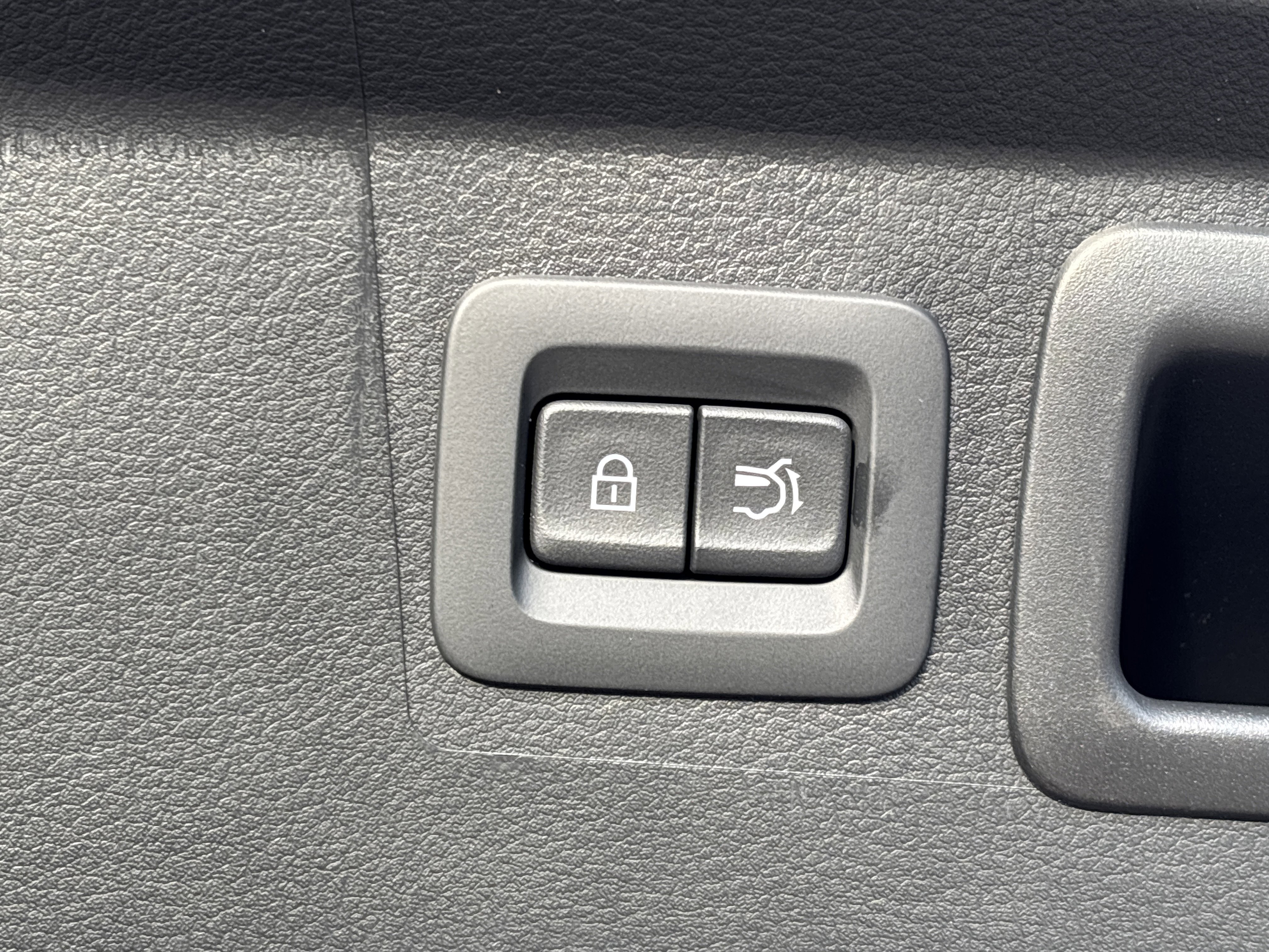 New 2026 MAZDA CX-50 AWD 2.5 S w/ Weather Package image 9