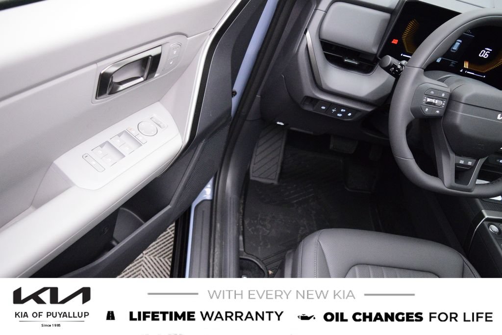 New 2027 Kia Seltos X-Line S w/ X-Line S Premium Package AWD/4WD image 28