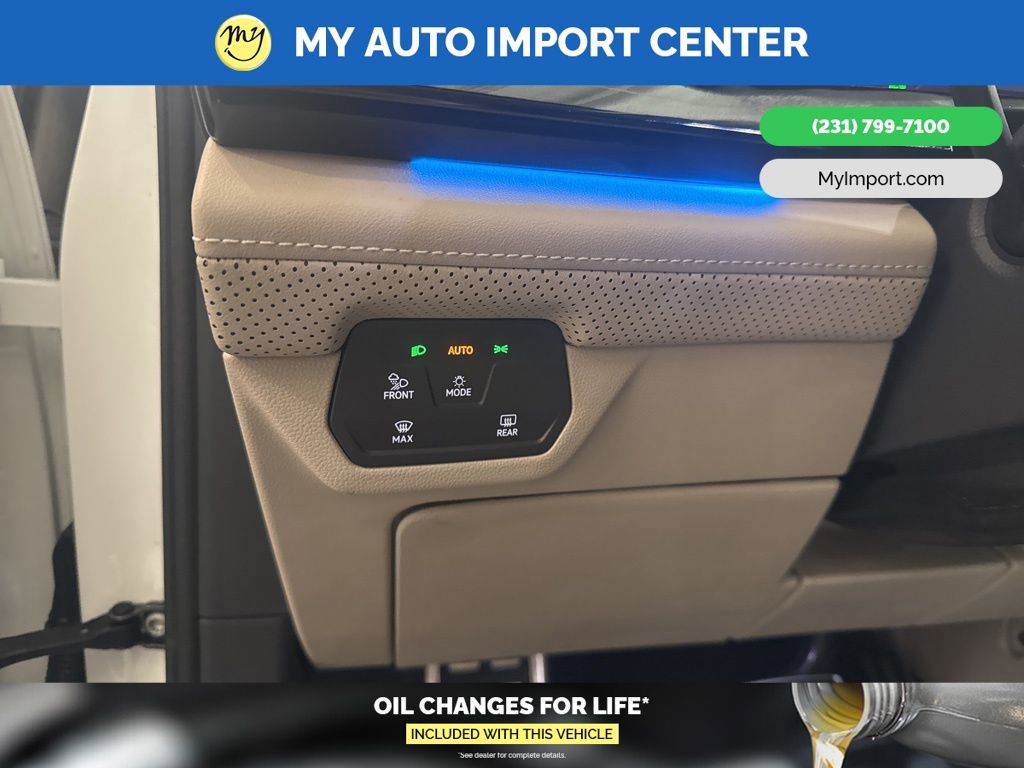 Used 2025 Volkswagen Atlas SEL Premium R-Line image 15