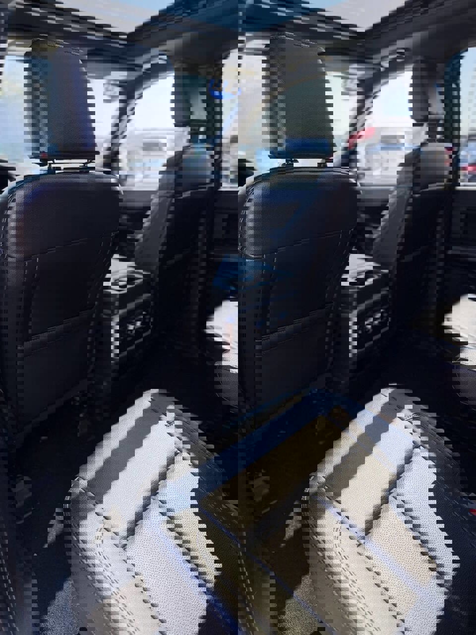 Used 2021 Ford Expedition XLT image 19