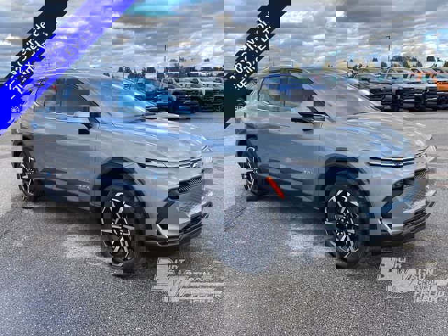 New 2026 Chevrolet Equinox EV LT image 7