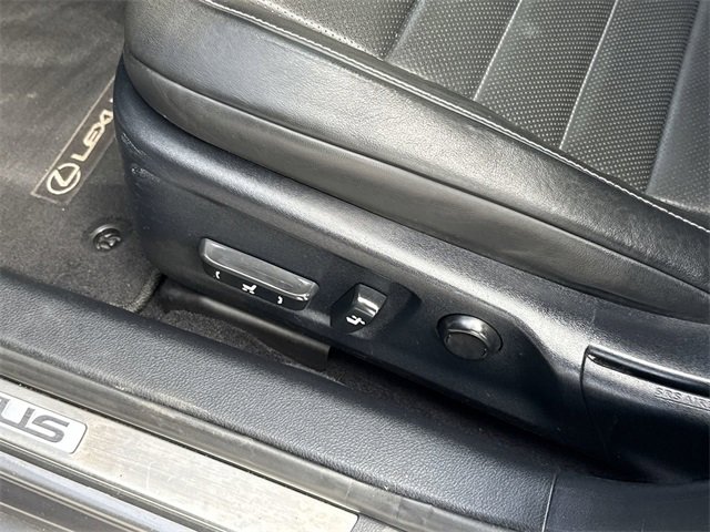 Used 2014 Lexus IS 350 350 w/ F Sport Package image 22