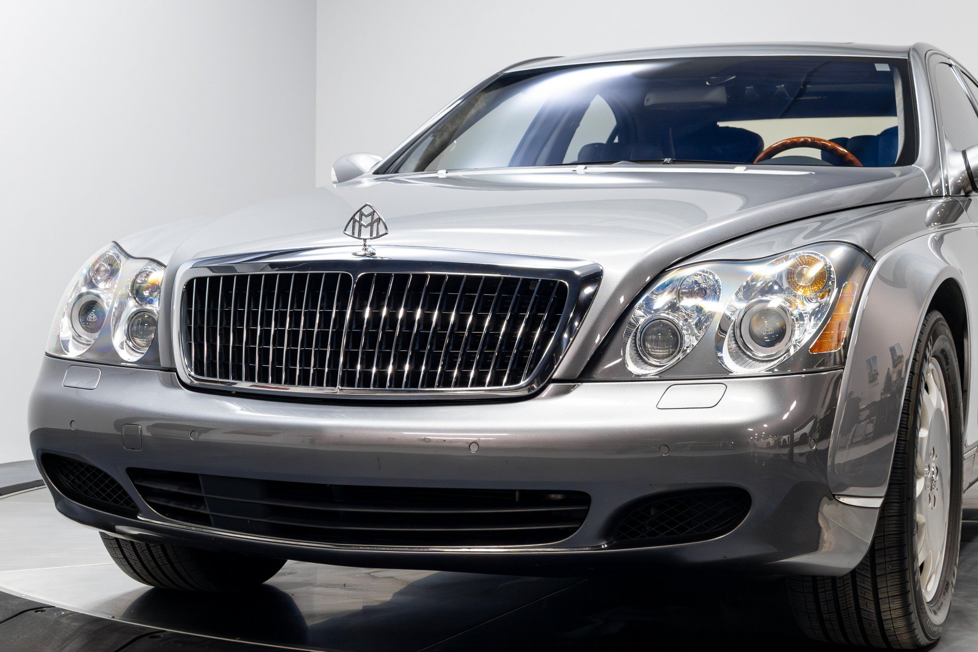 Used 2004 Maybach 57 image 88